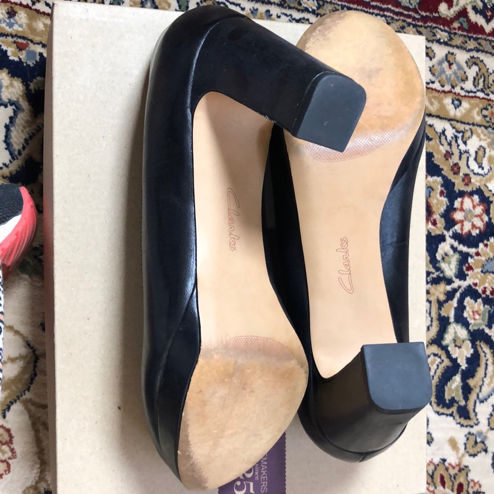 Clarks Pump - image 3